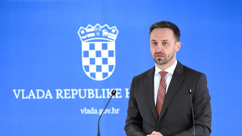 Piletić: Čudna peticija SUH-a; Vladi upućen zaključak za izmjene mirovinskog zakona